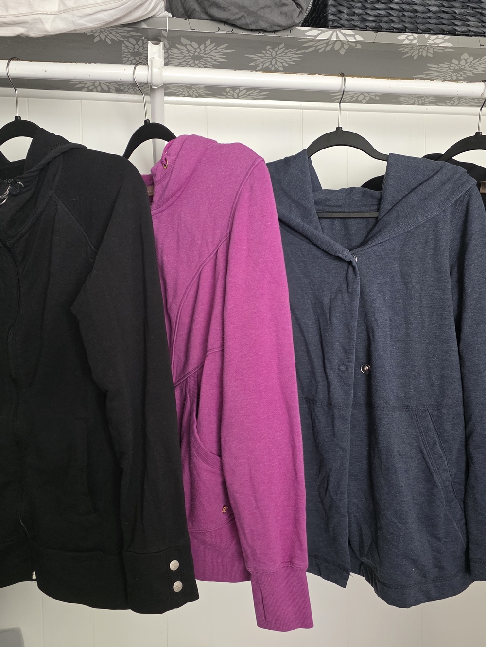 4x Womens Hoodies/Sweaters